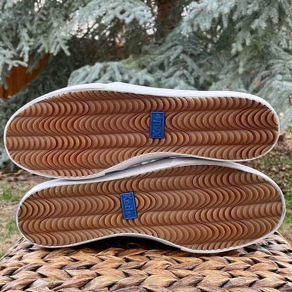 NEW Keds Cream Suede Tossed Wave Logo Platform Lace Up Sneaker. Women’s size 11 - Picture 12 of 13